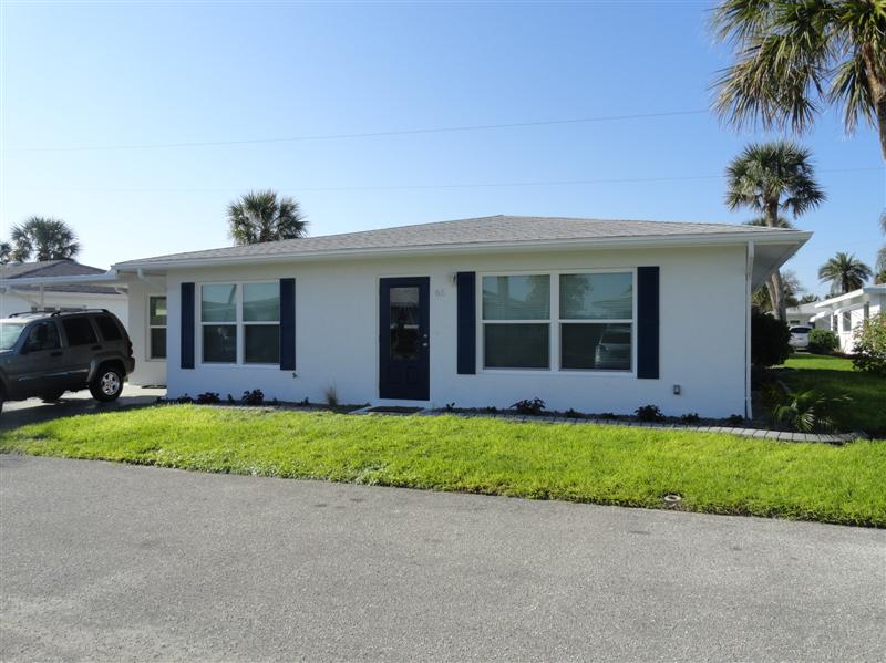 65 Pearl St, Englewood, FL 34223